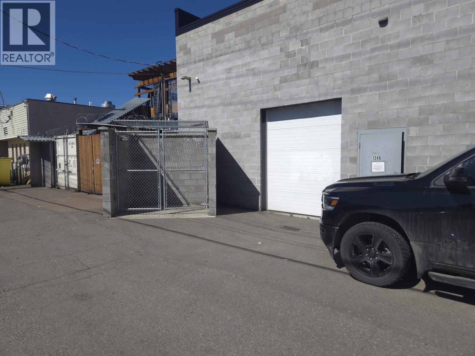 Photo 11 of 14 — 1245 3RD AVENUE · Prince George, BC