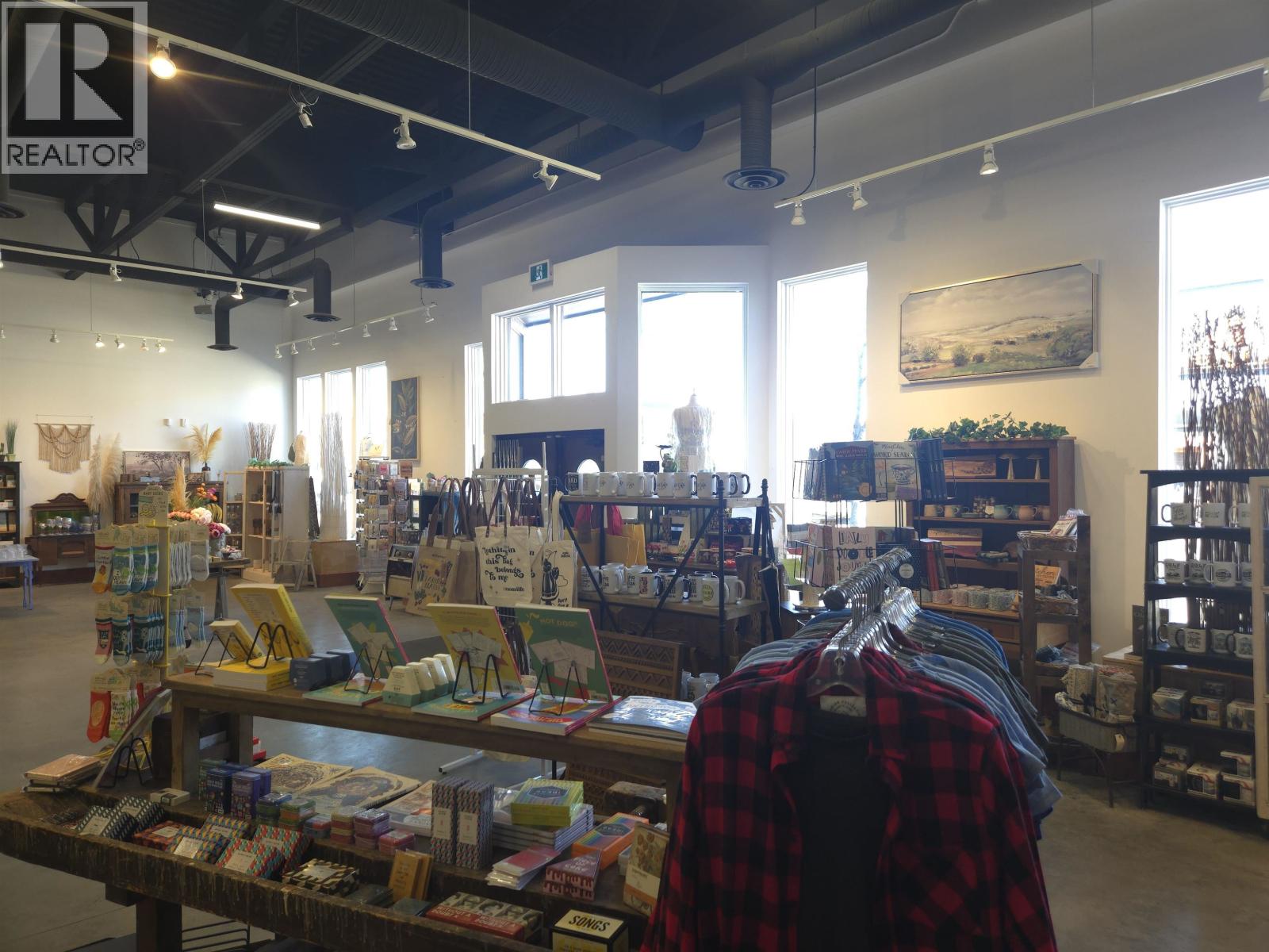 Photo 9 of 14 — 1245 3RD AVENUE · Prince George, BC