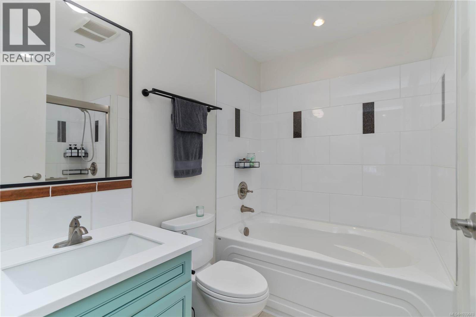 #217 1335 Bear Mountain Pkwy - 28