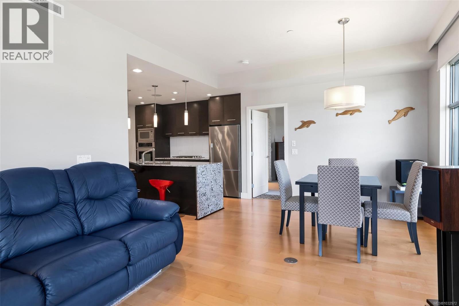 #407 3223 Selleck Way - 10