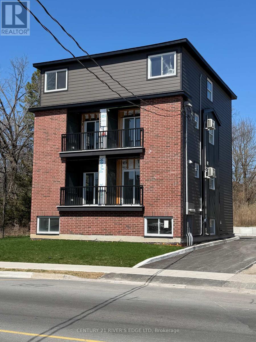 131 GORE STREET E - 1
