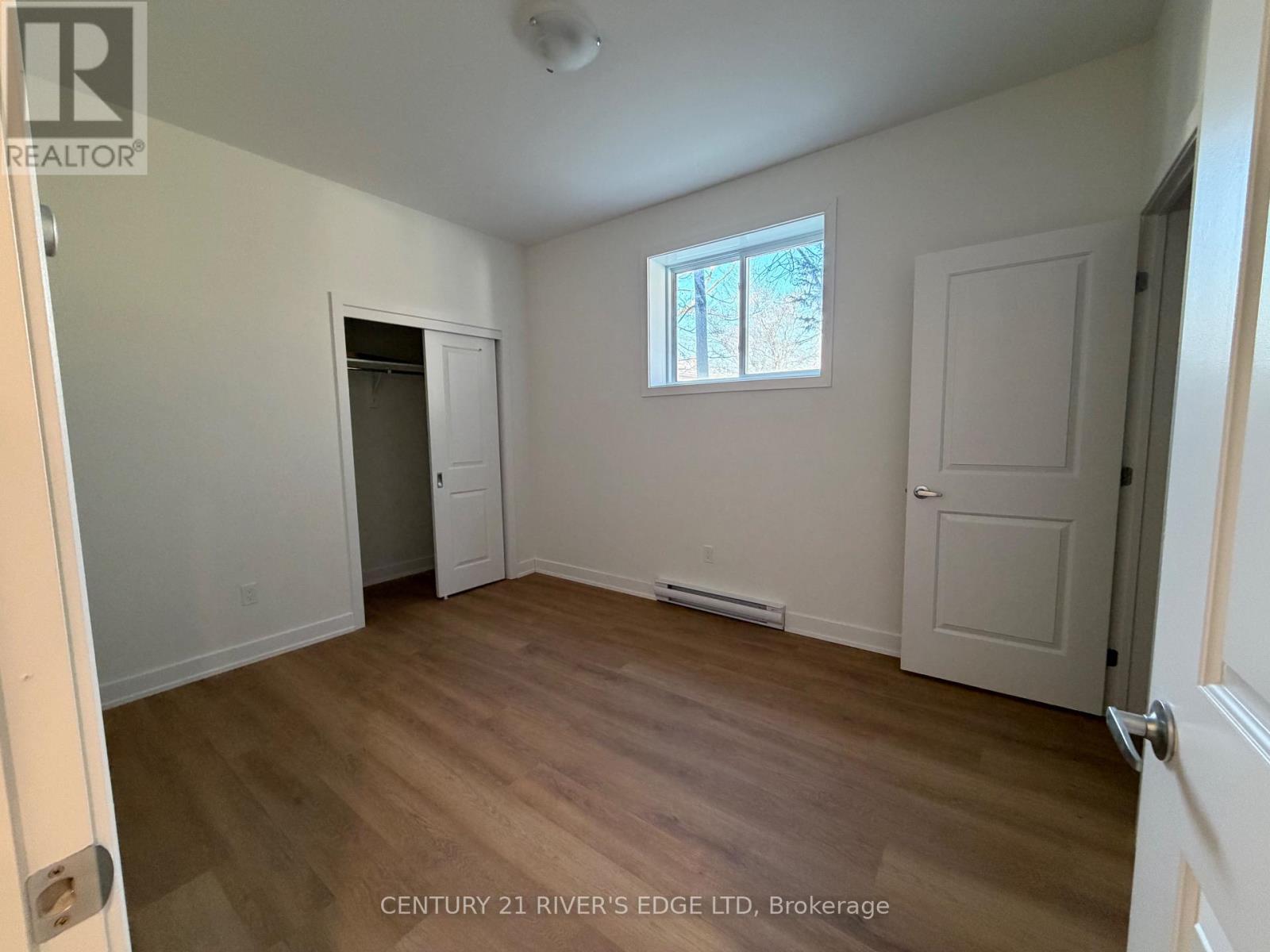 131 GORE STREET E - 15