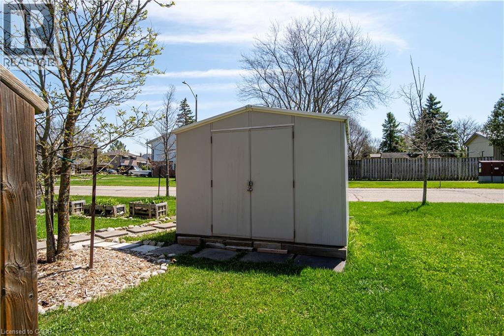 90 CAPTAIN MCCALLUM Drive, New Hamburg, Ontario, N3A0B7 — Photo 46