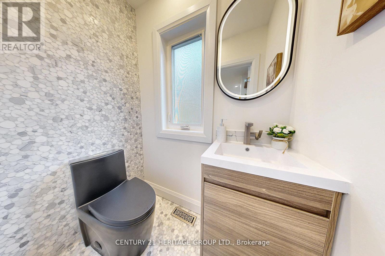 547 MELROSE AVENUE - 14