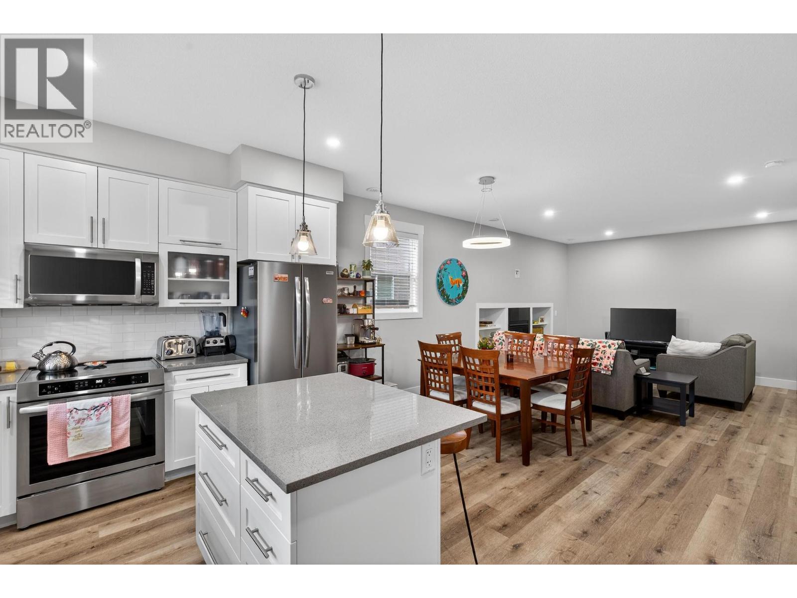 1930 Ethel Street - 4