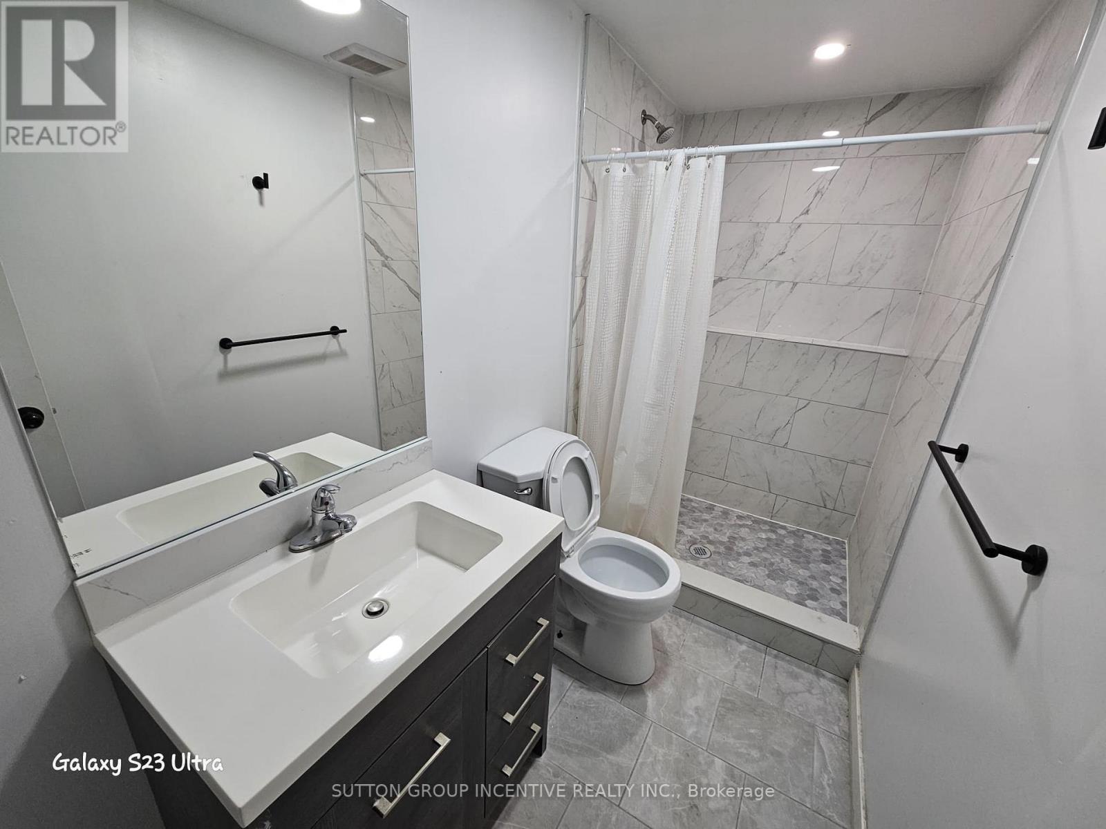 52 MARILYN AVENUE S - 14