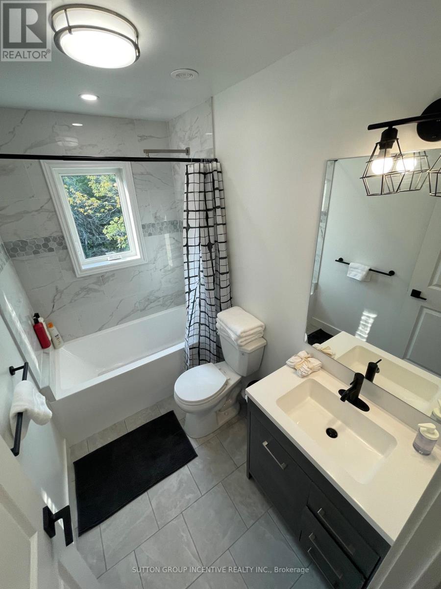 52 MARILYN AVENUE S - 9