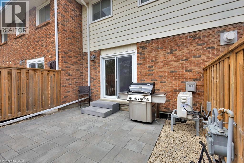 32 MONTCLAIR Crescent - 31