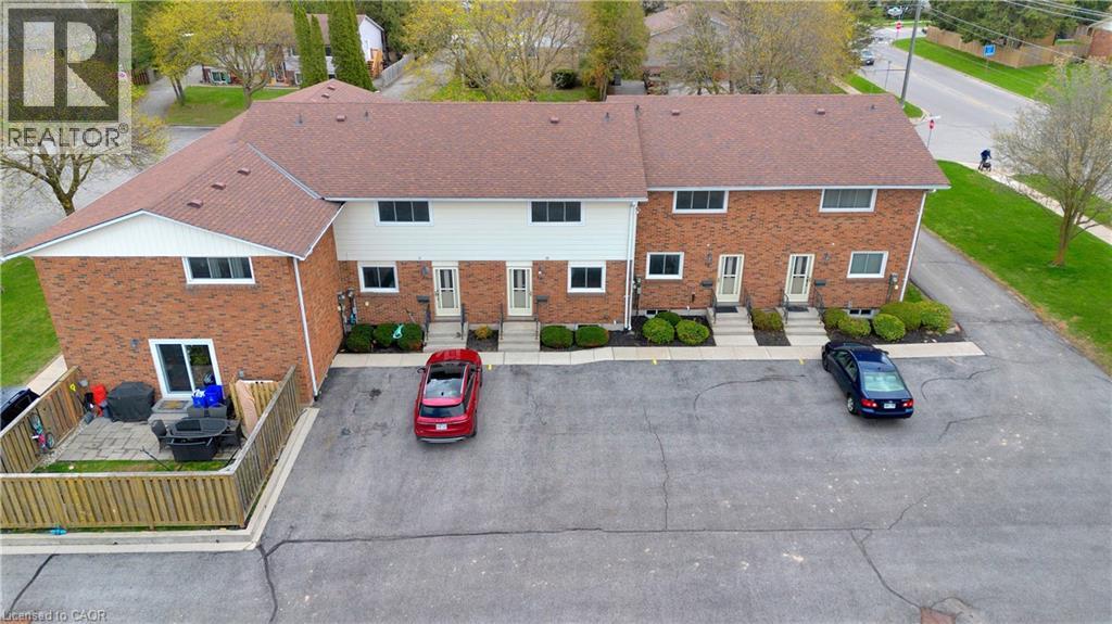 32 MONTCLAIR Crescent - 40