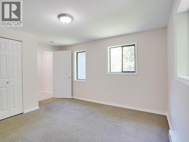 4070 HIGHWAY 101 - 26