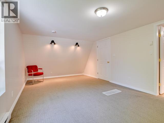 4070 HIGHWAY 101 - 20