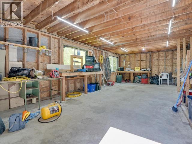 4070 HIGHWAY 101 - 48