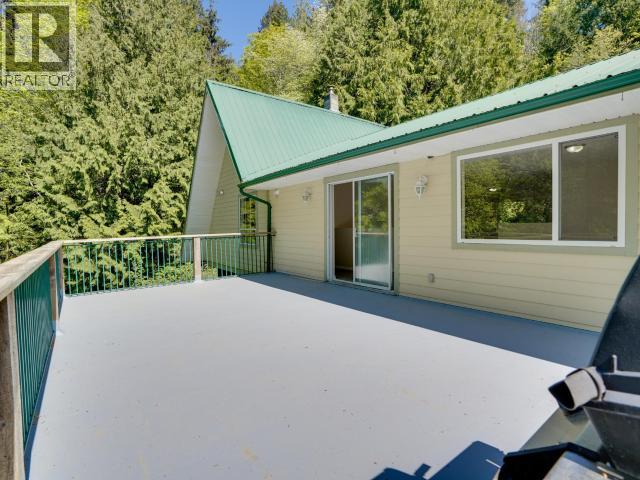 4070 HIGHWAY 101 - 51