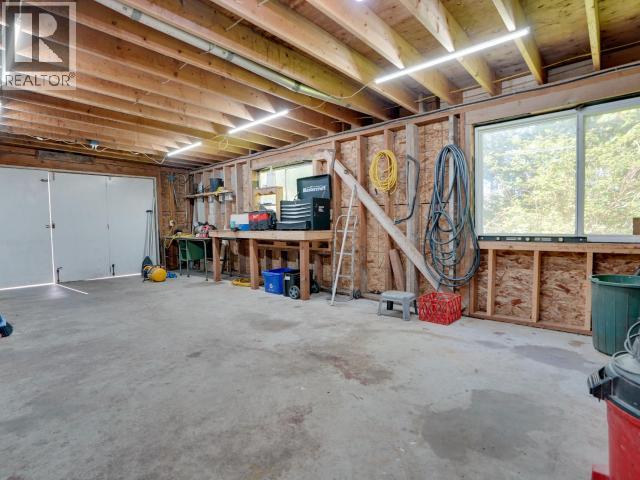 4070 HIGHWAY 101 - 47