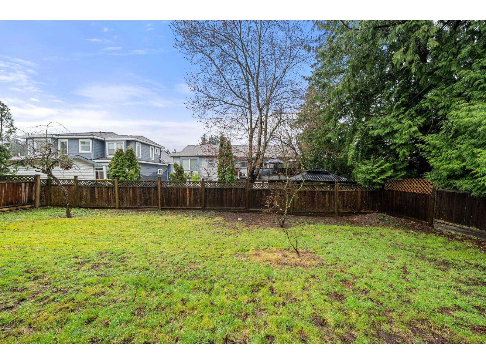 8689 110A STREET — photo 33