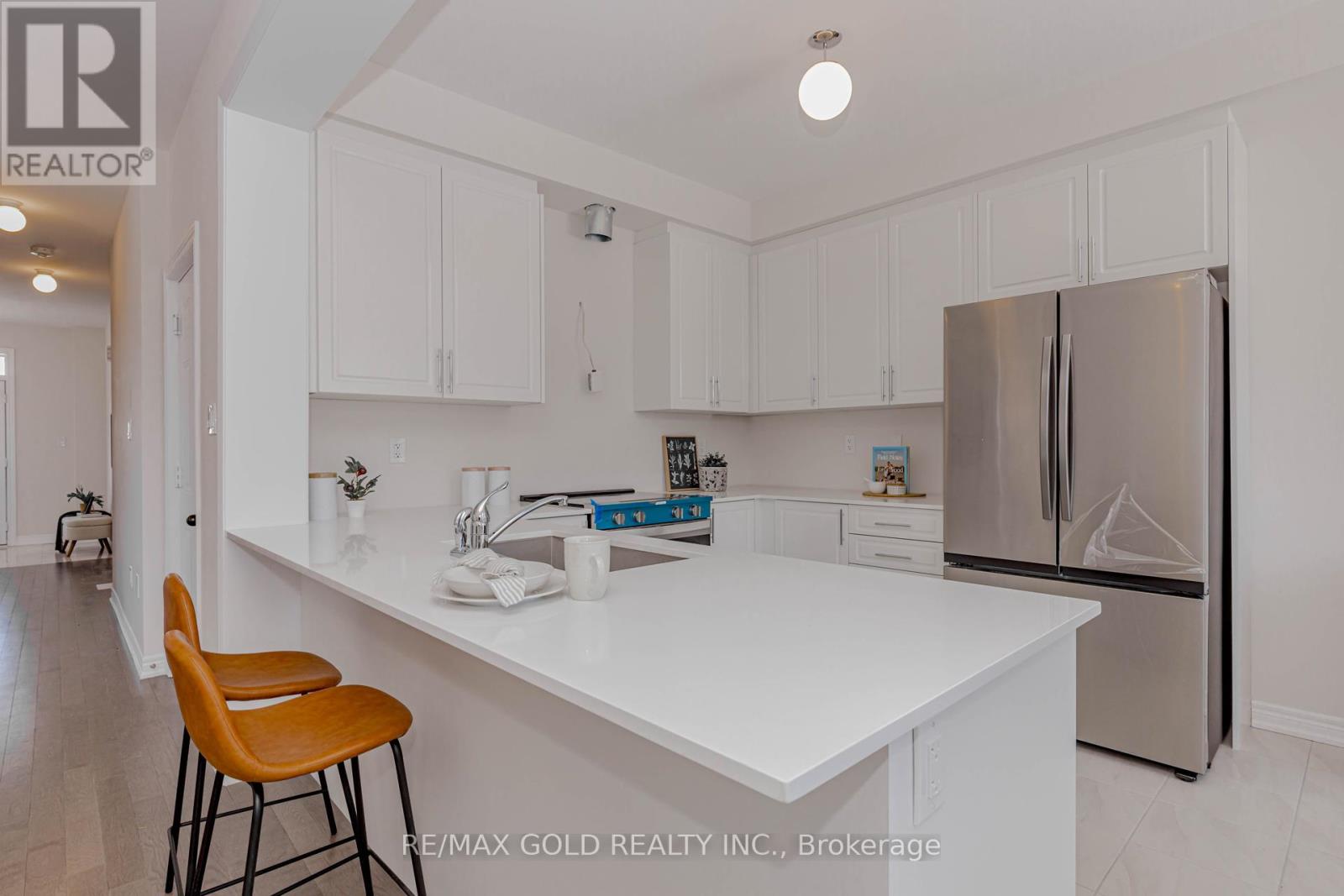 25 SAPWOOD CRESCENT - 18