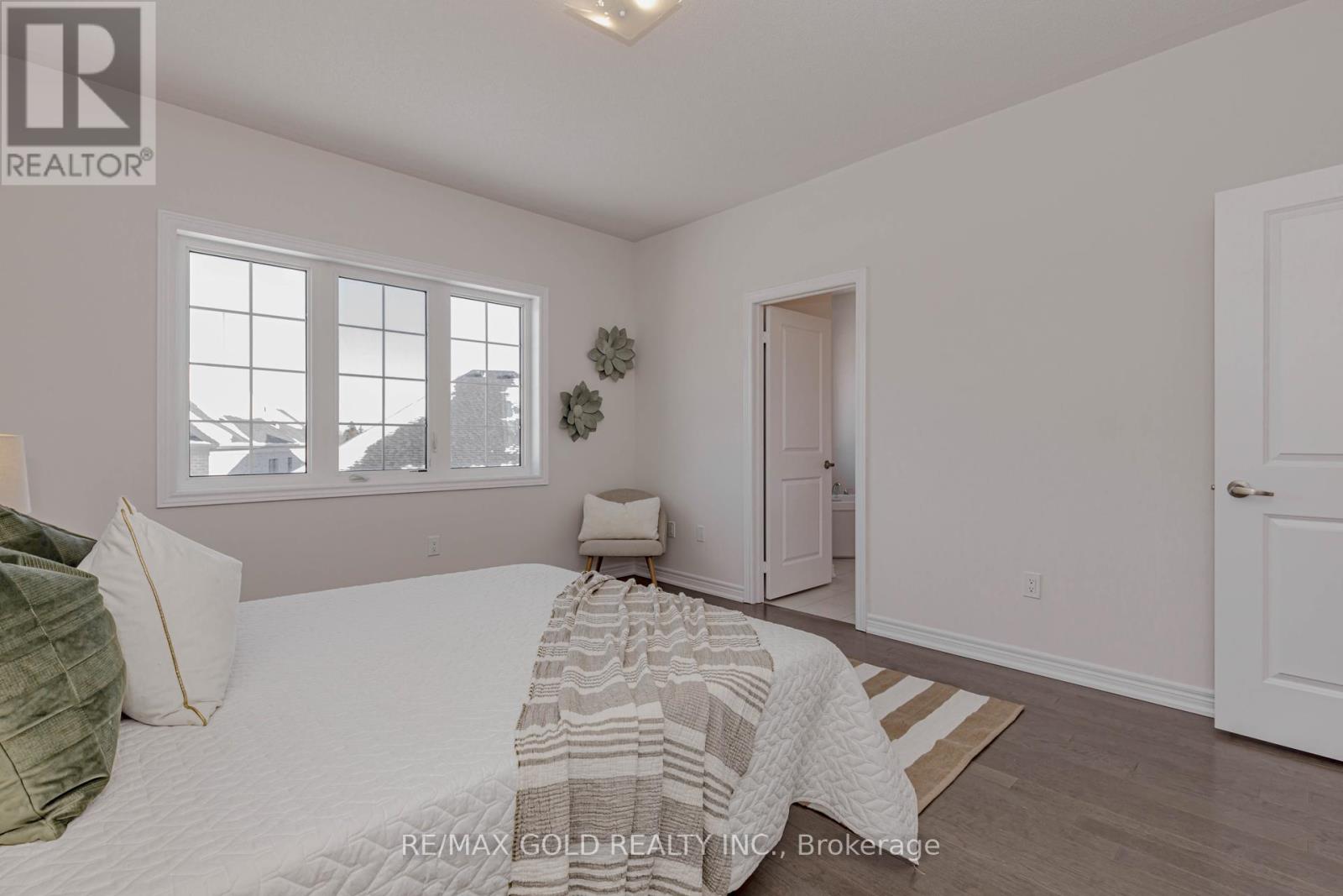 25 SAPWOOD CRESCENT - 31