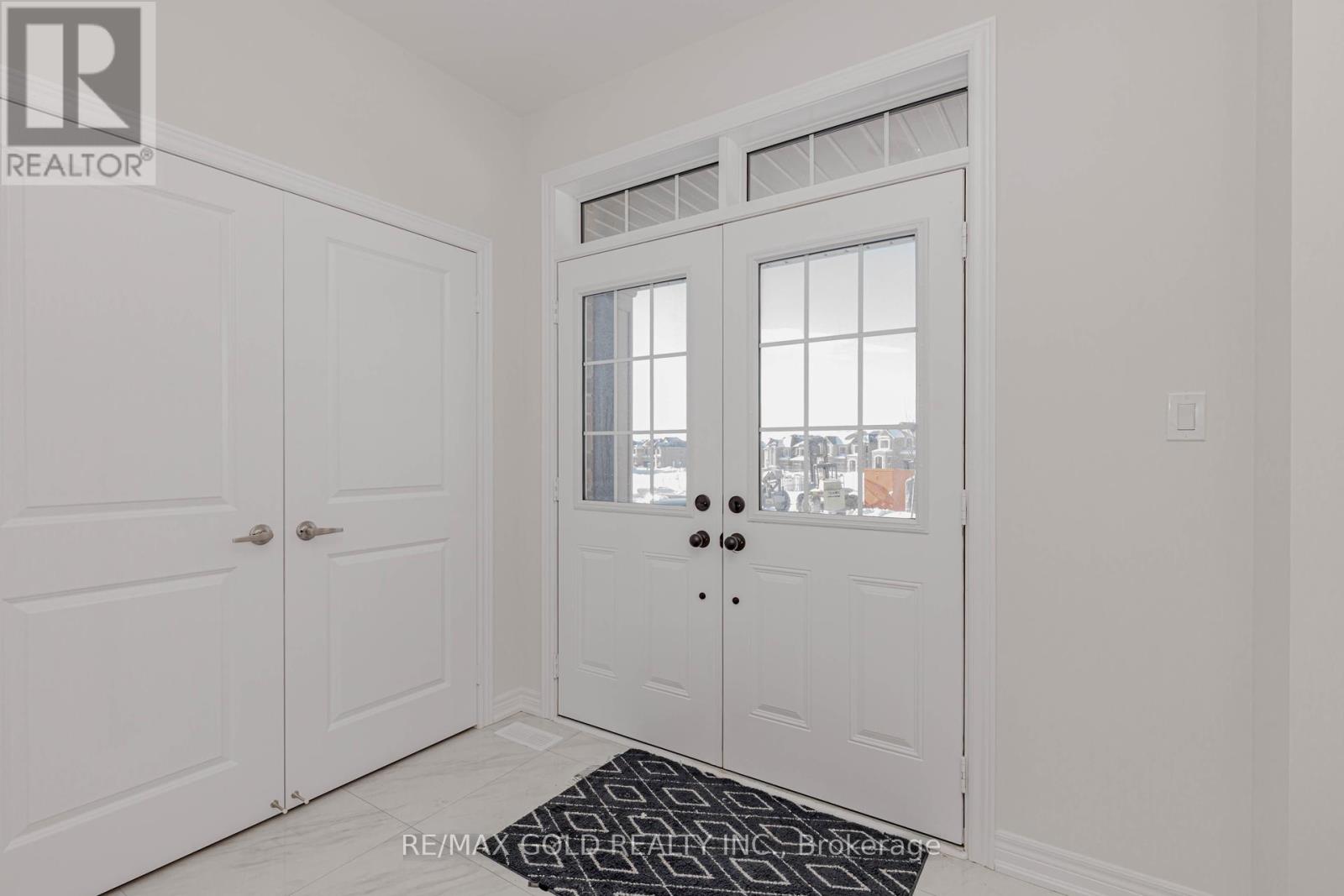 25 SAPWOOD CRESCENT - 4