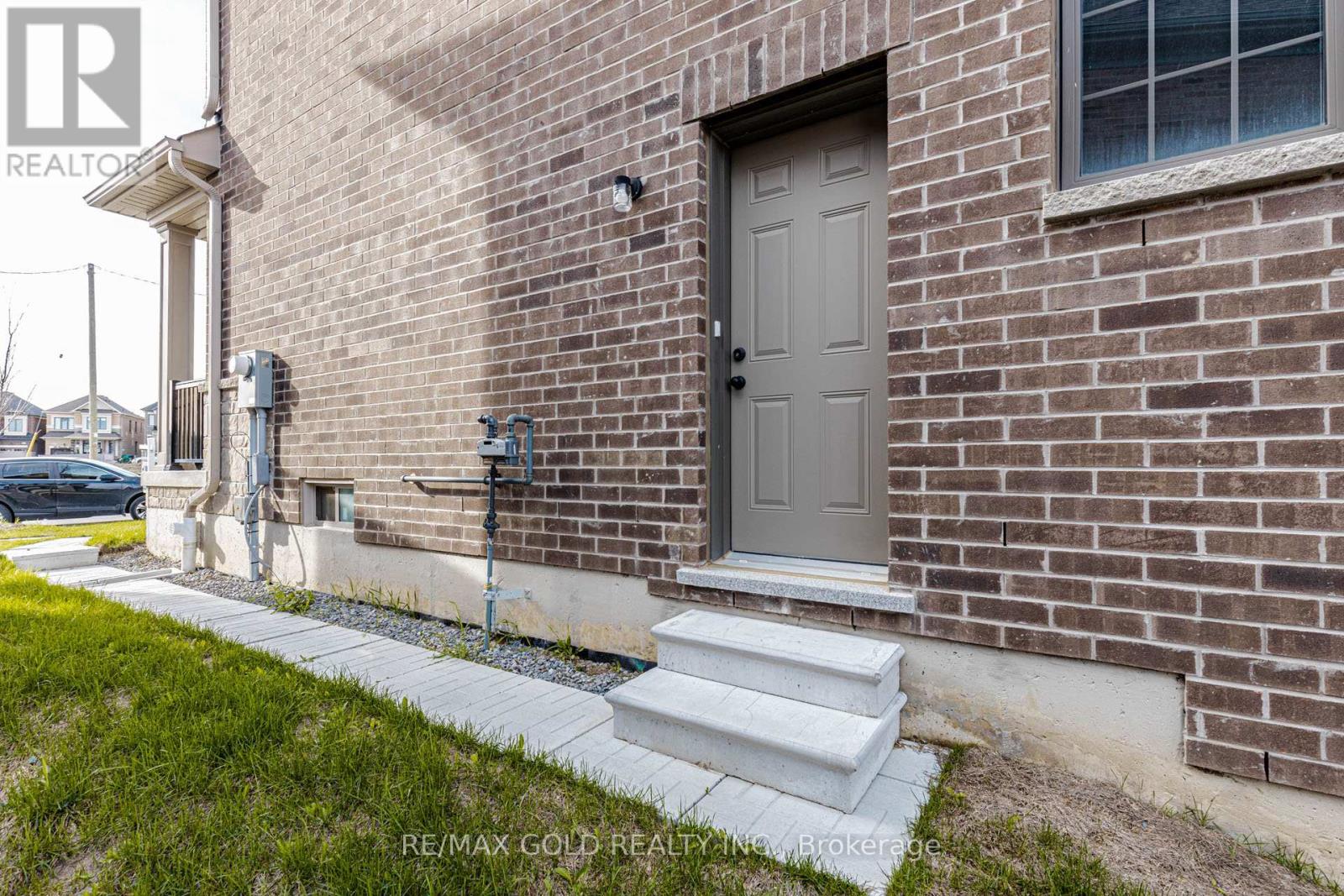 25 SAPWOOD CRESCENT - 44