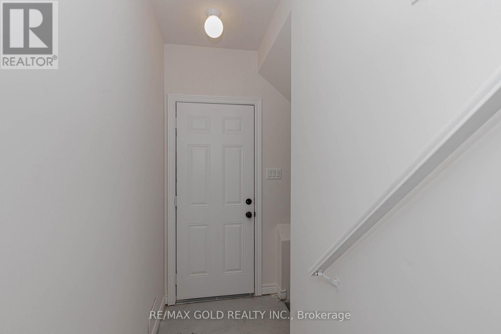 25 SAPWOOD CRESCENT - 45