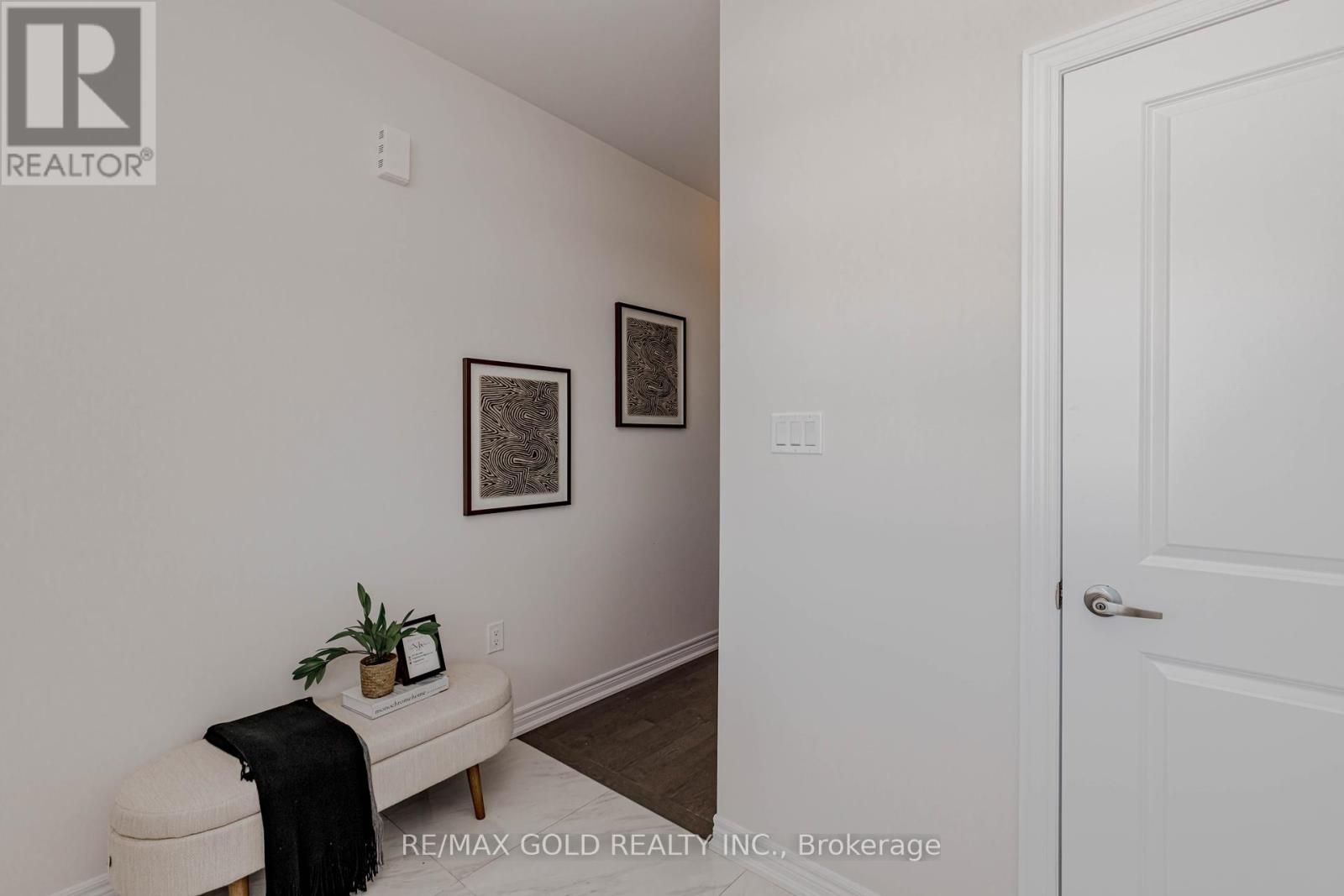 25 SAPWOOD CRESCENT - 5