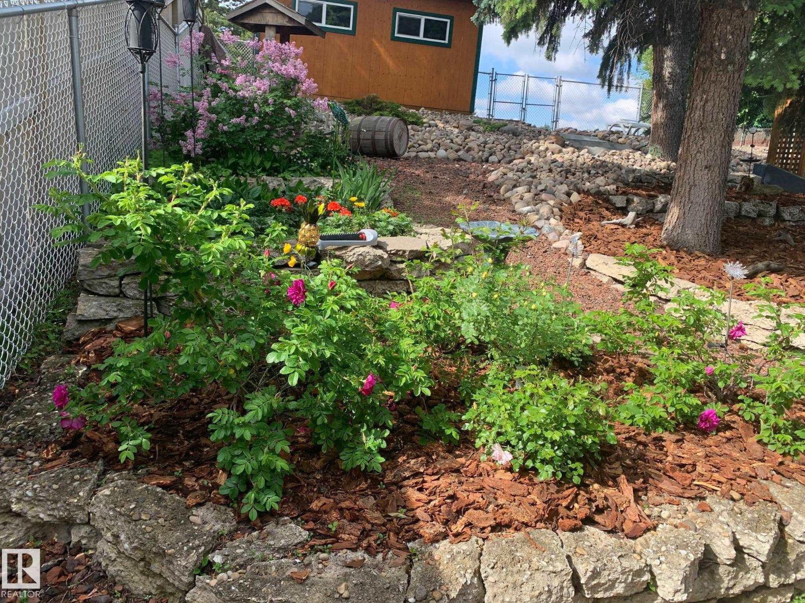 17 GLENGARRY CR, Sherwood Park