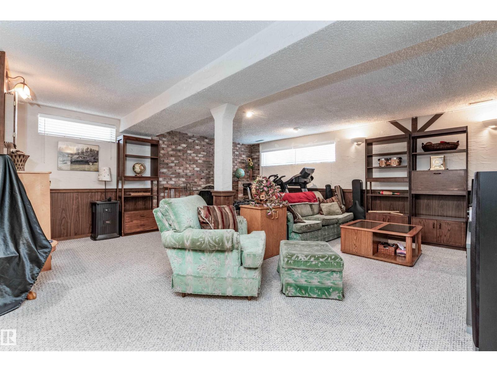 17 GLENGARRY CR, Sherwood Park