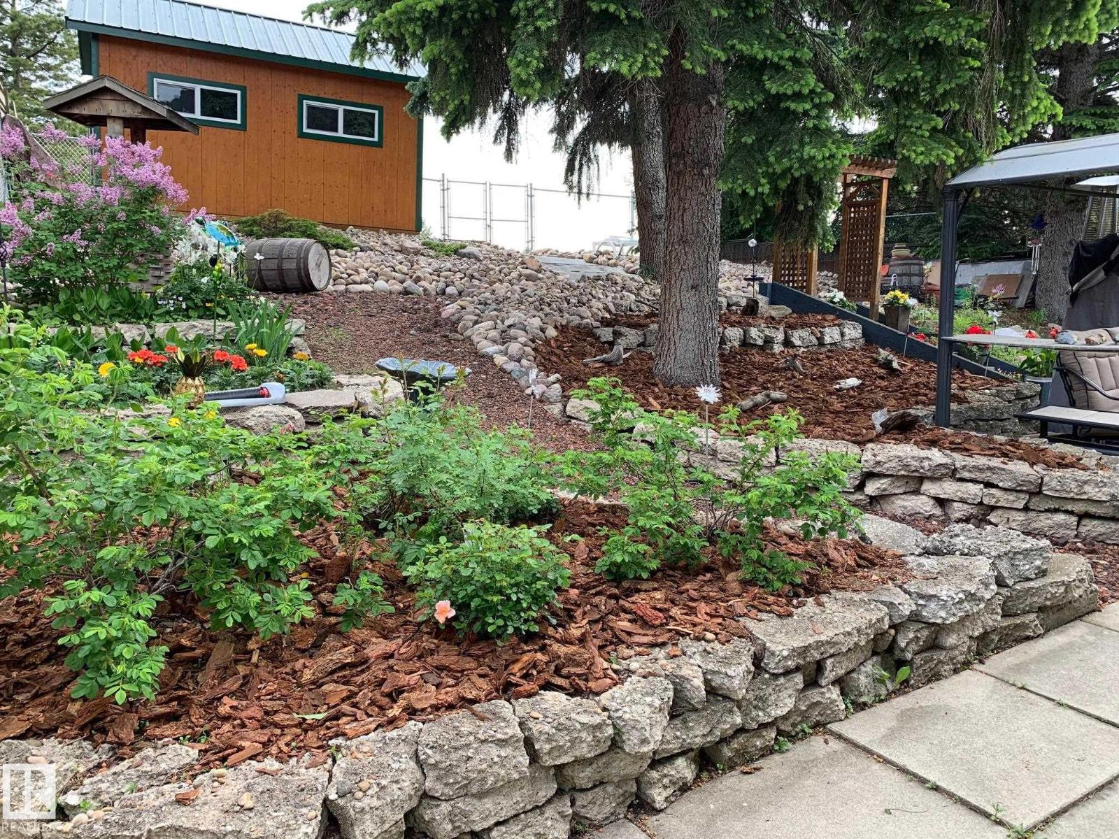 17 GLENGARRY CR, Sherwood Park