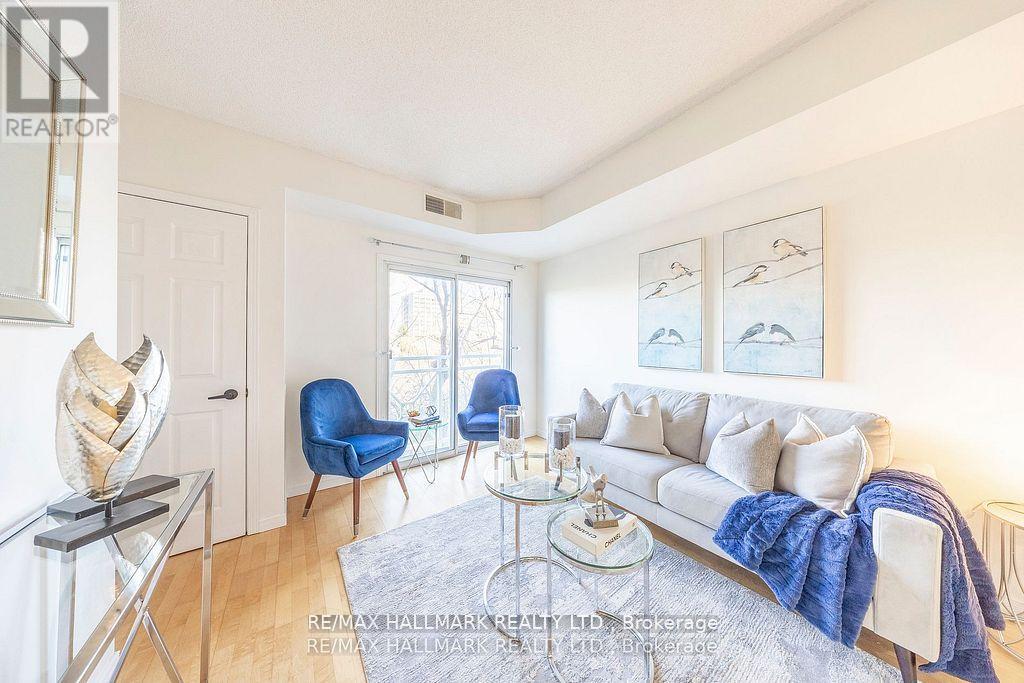 319 - 2351 KENNEDY ROAD — photo 15