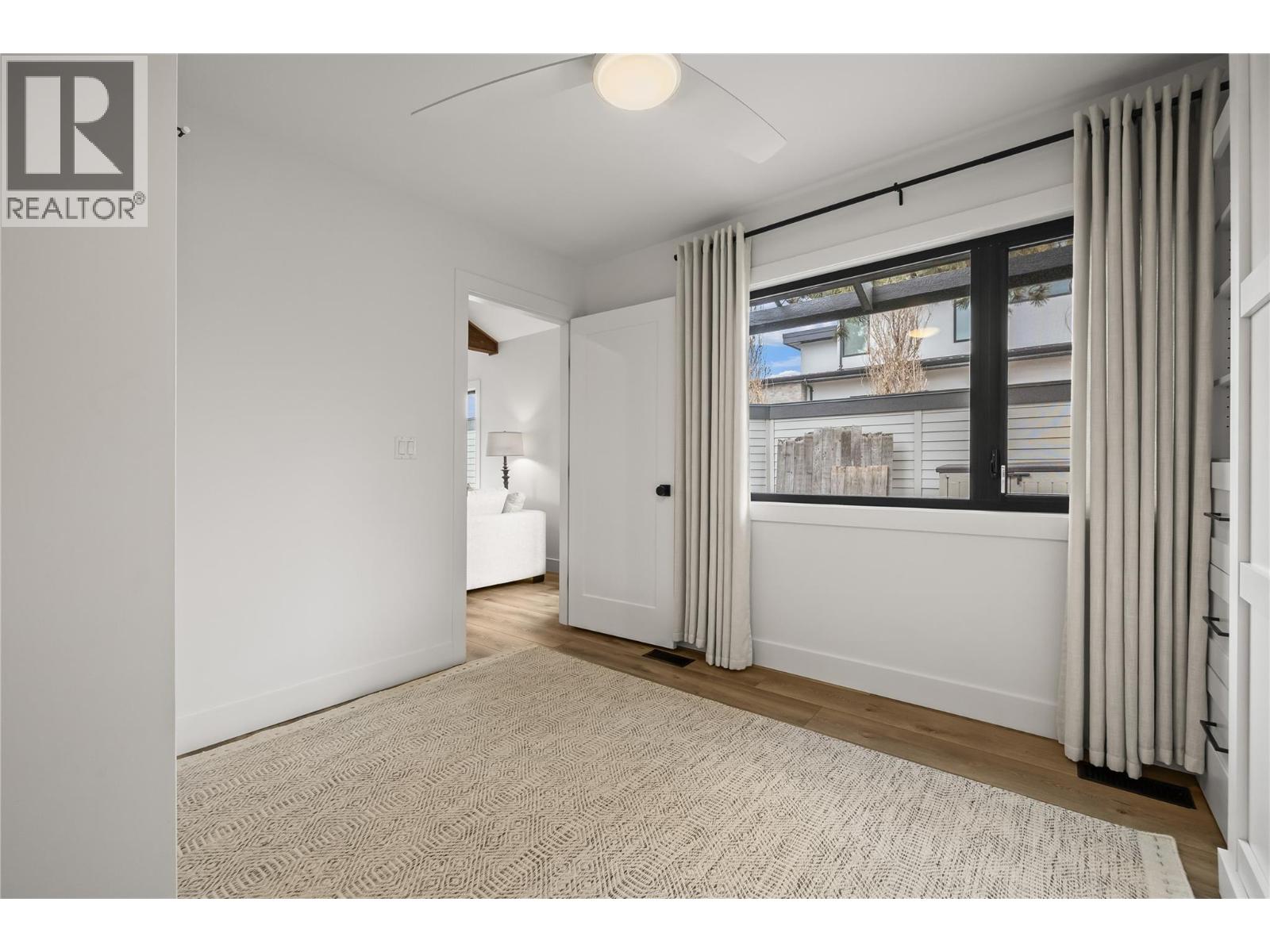  2831 Abbott Street, Kelowna