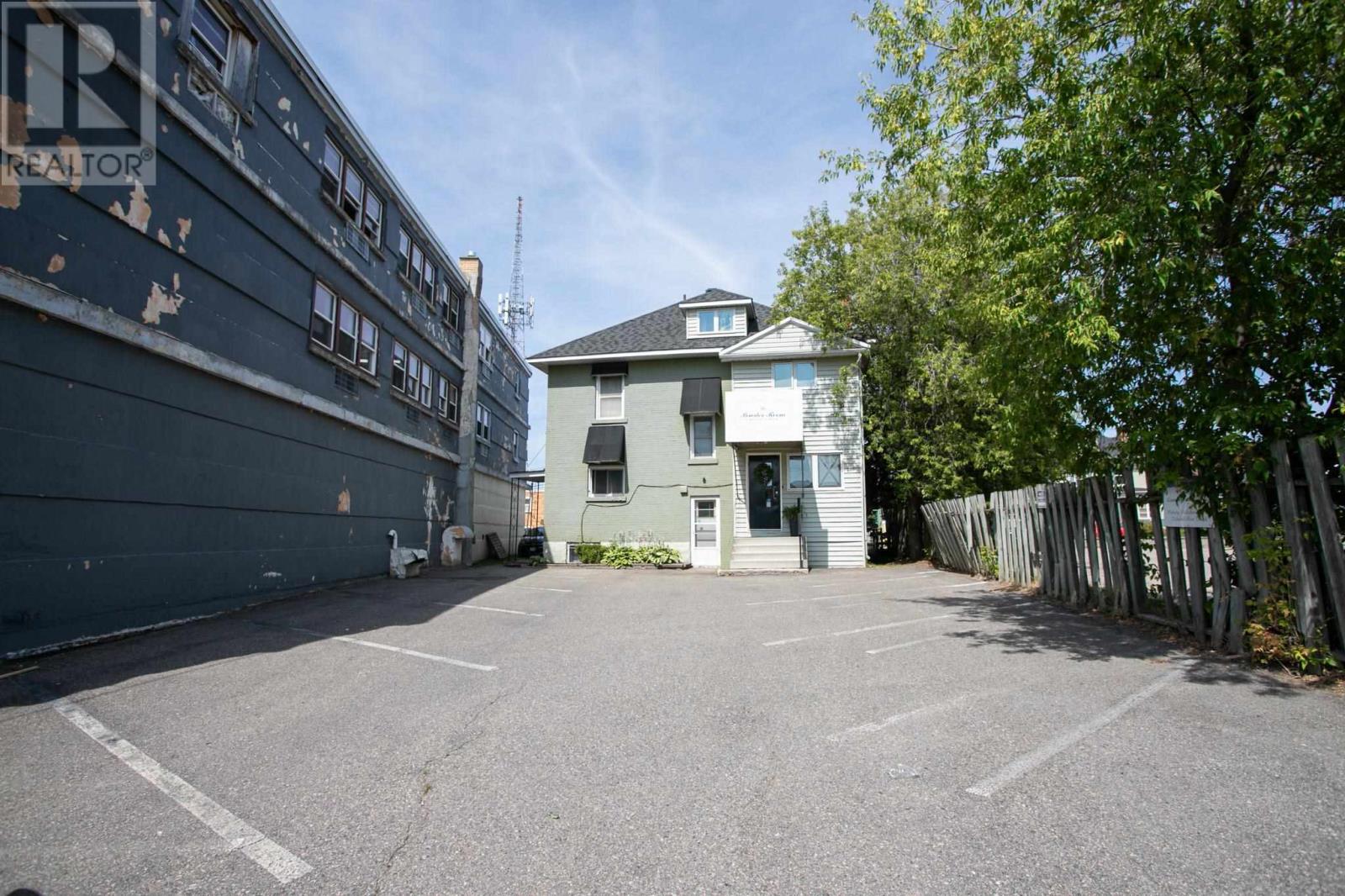 140 East ST, Sault Ste. Marie, Ontario, P6C3C6 — Photo 4
