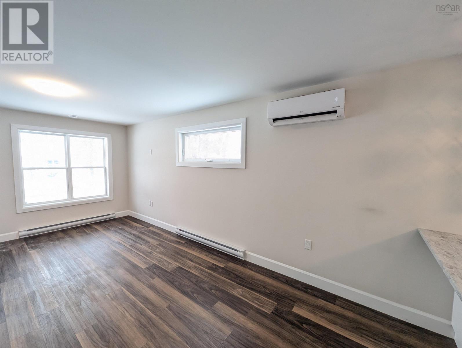 128 & 130 Renfrew Road - 14