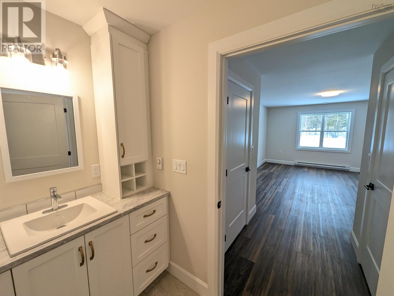 128 & 130 Renfrew Road - 21