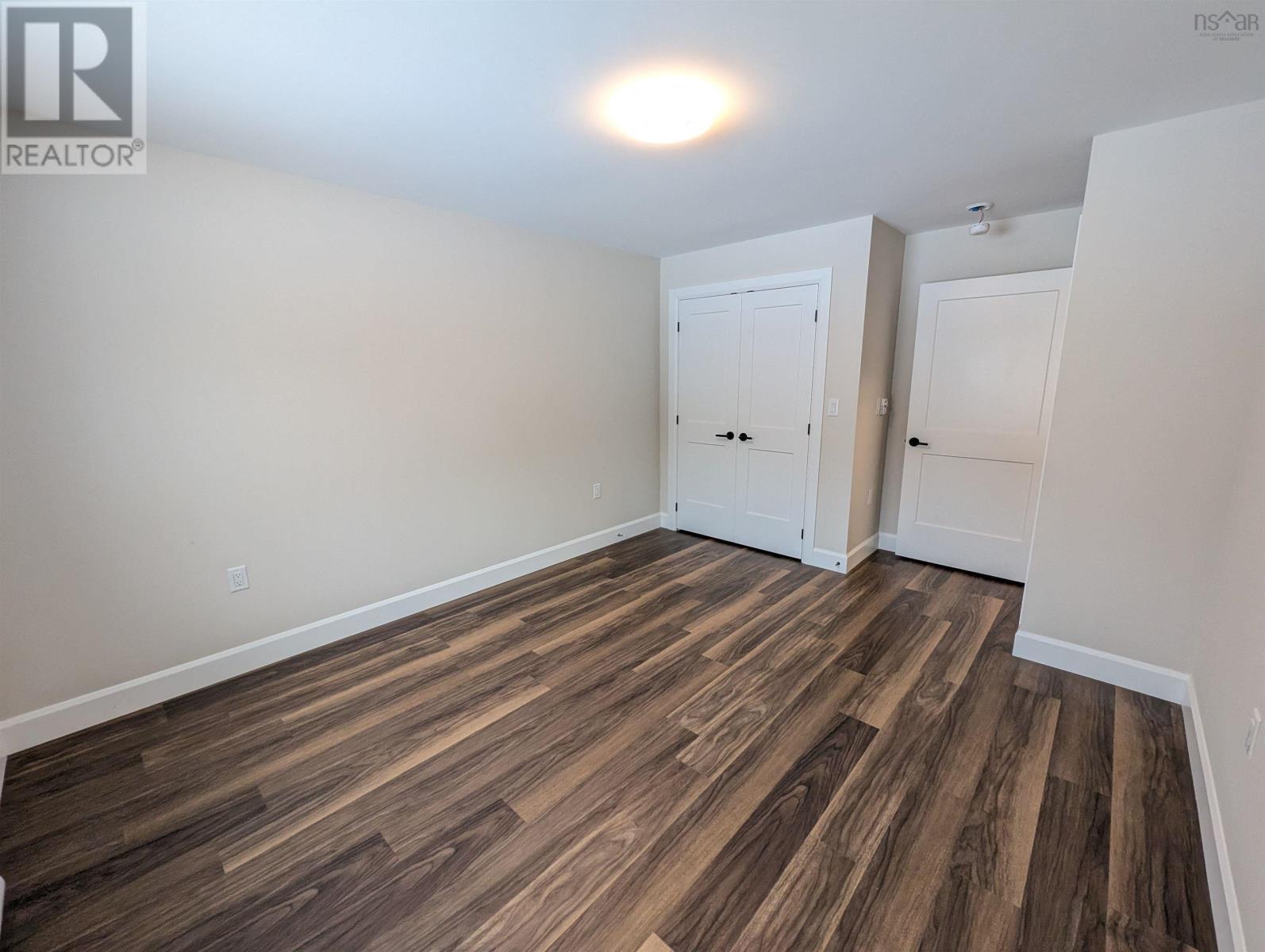 128 & 130 Renfrew Road - 23