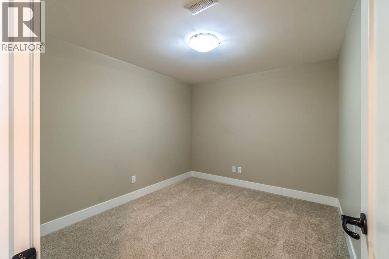 #31 2171 VAN HORNE Drive - 12