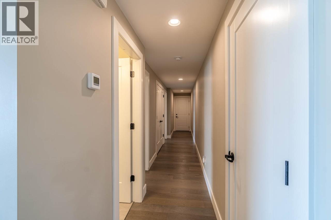 #31 2171 VAN HORNE Drive - 20