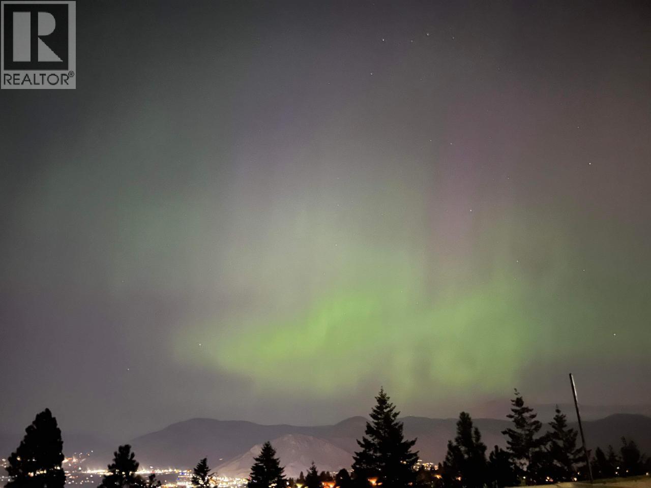 #31 2171 VAN HORNE Drive - 37