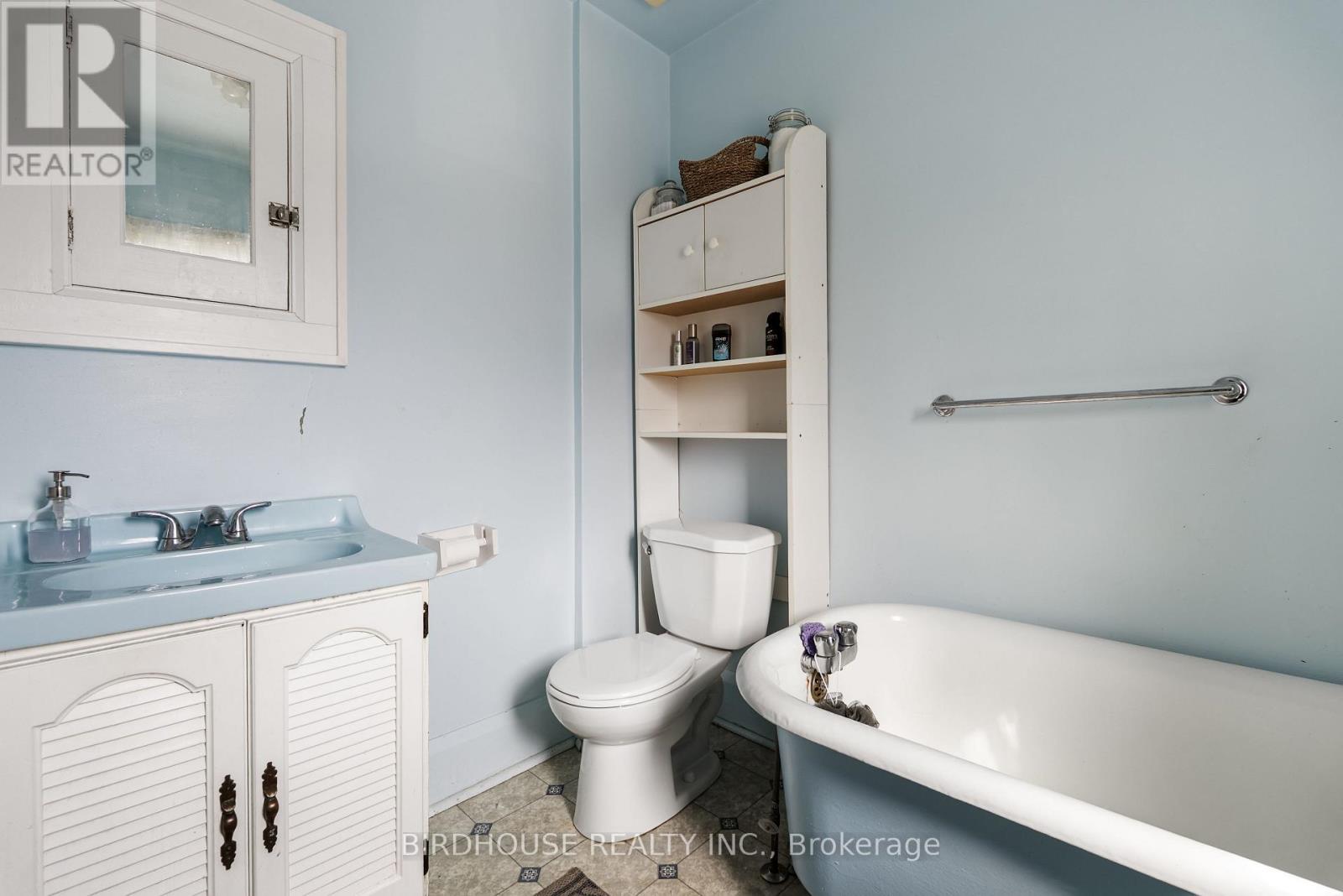 490 GEORGE STREET S — photo 18