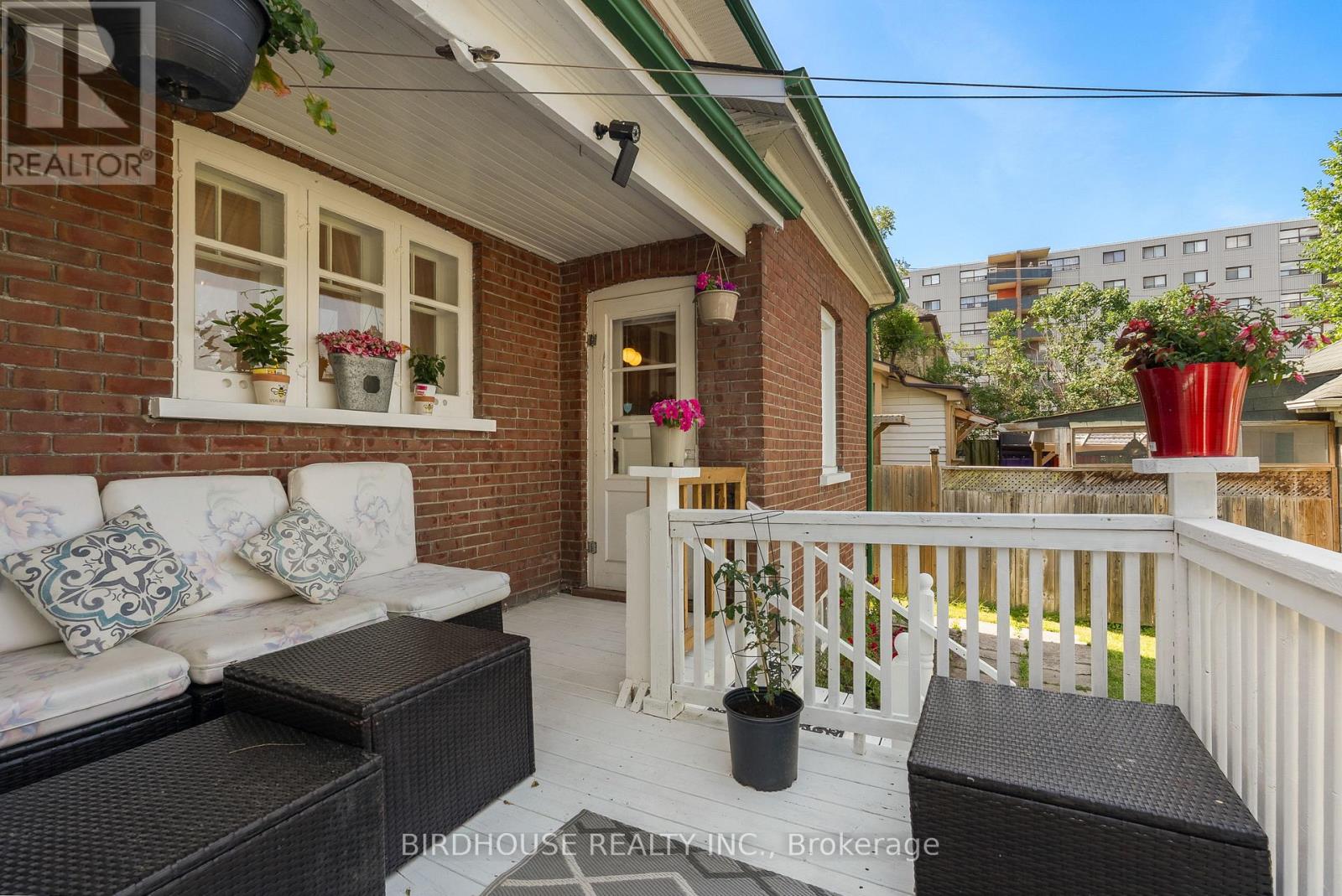 490 GEORGE STREET S — photo 22