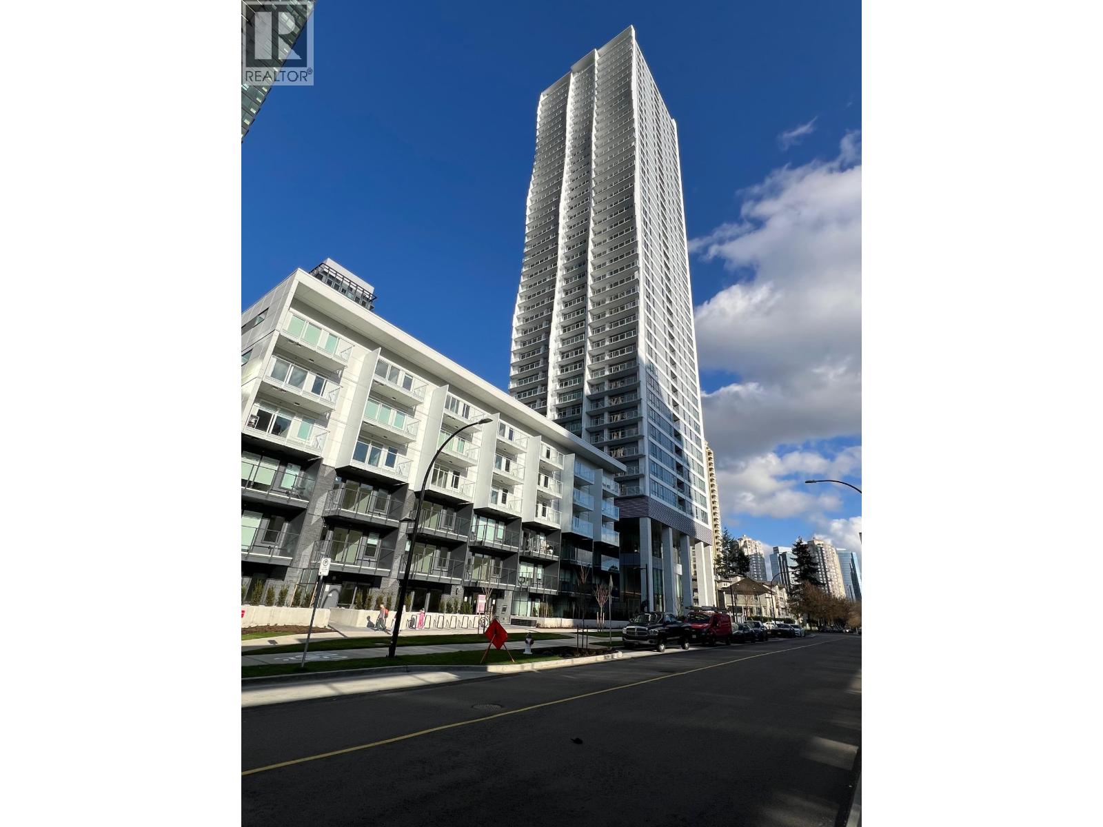 1401 6087 WILSON AVENUE
