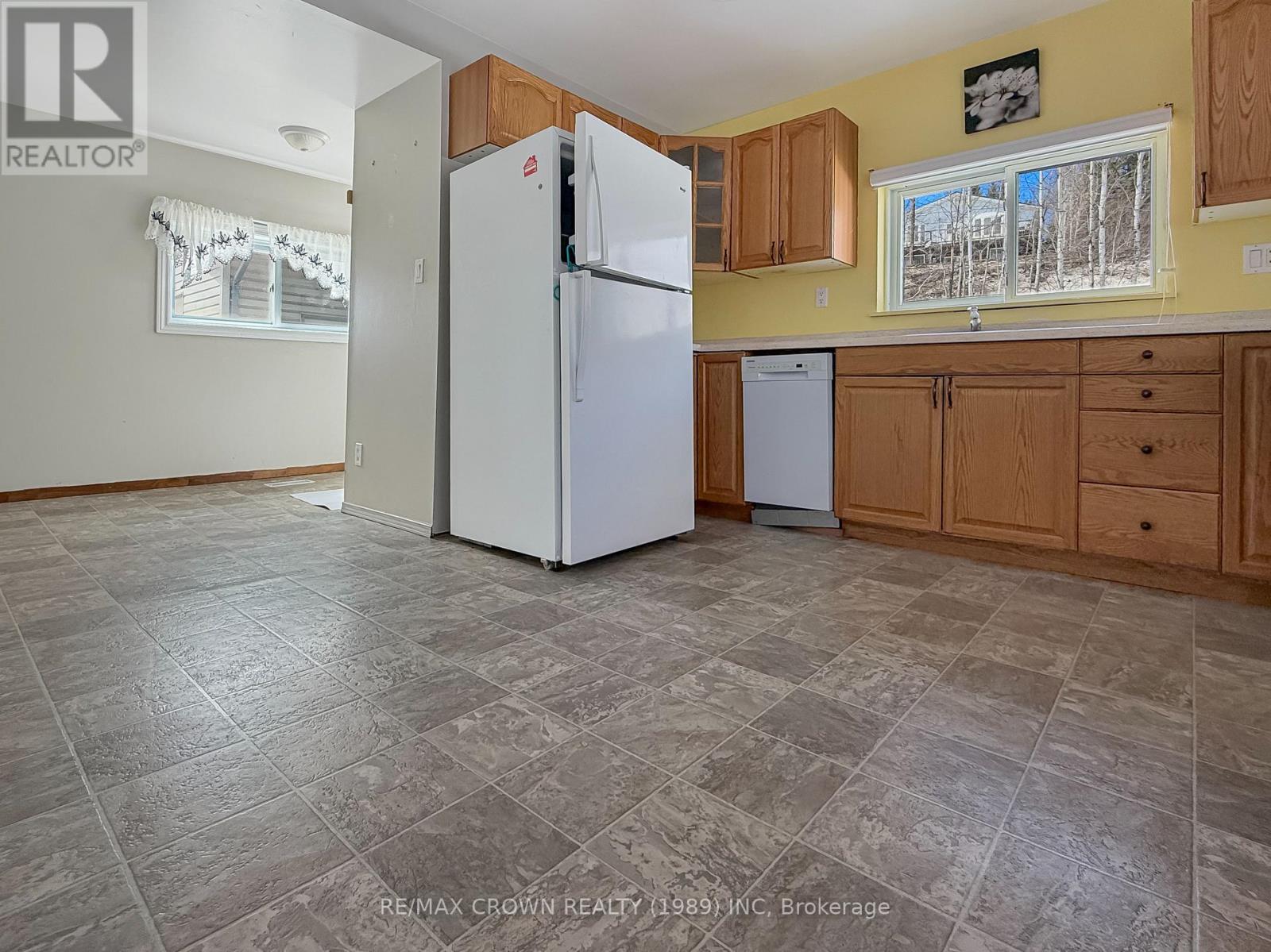 91 THIRD AVENUE - 10