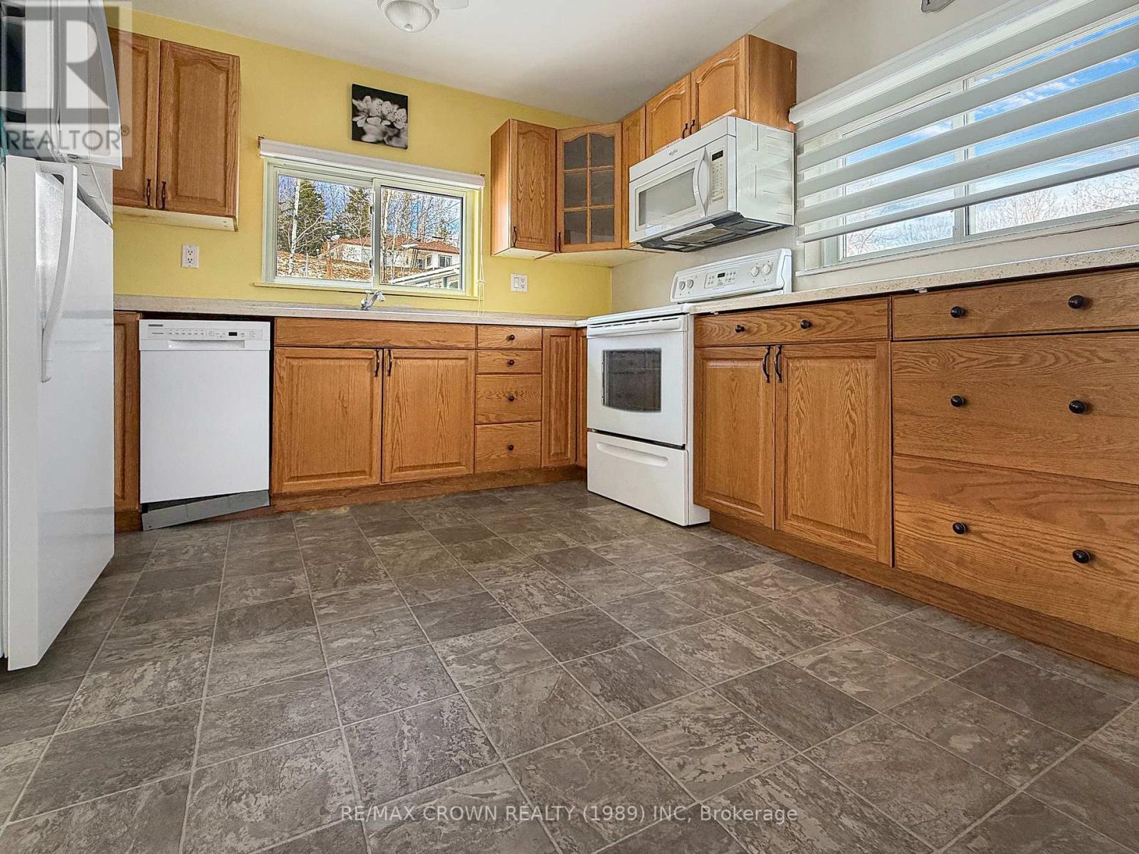 91 THIRD AVENUE - 12