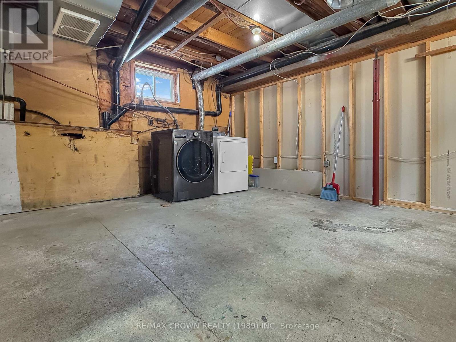 91 THIRD AVENUE - 31