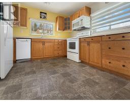 91 Third Avenue, Hornepayne, ON P0M1Z0 Photo 12