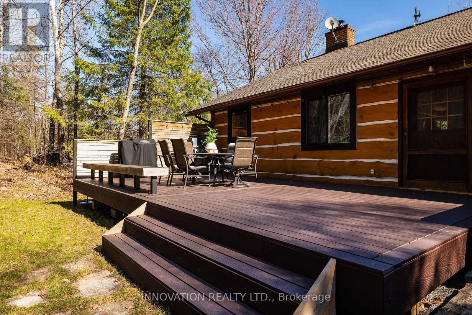 3019 BARLOW CRESCENT - 44