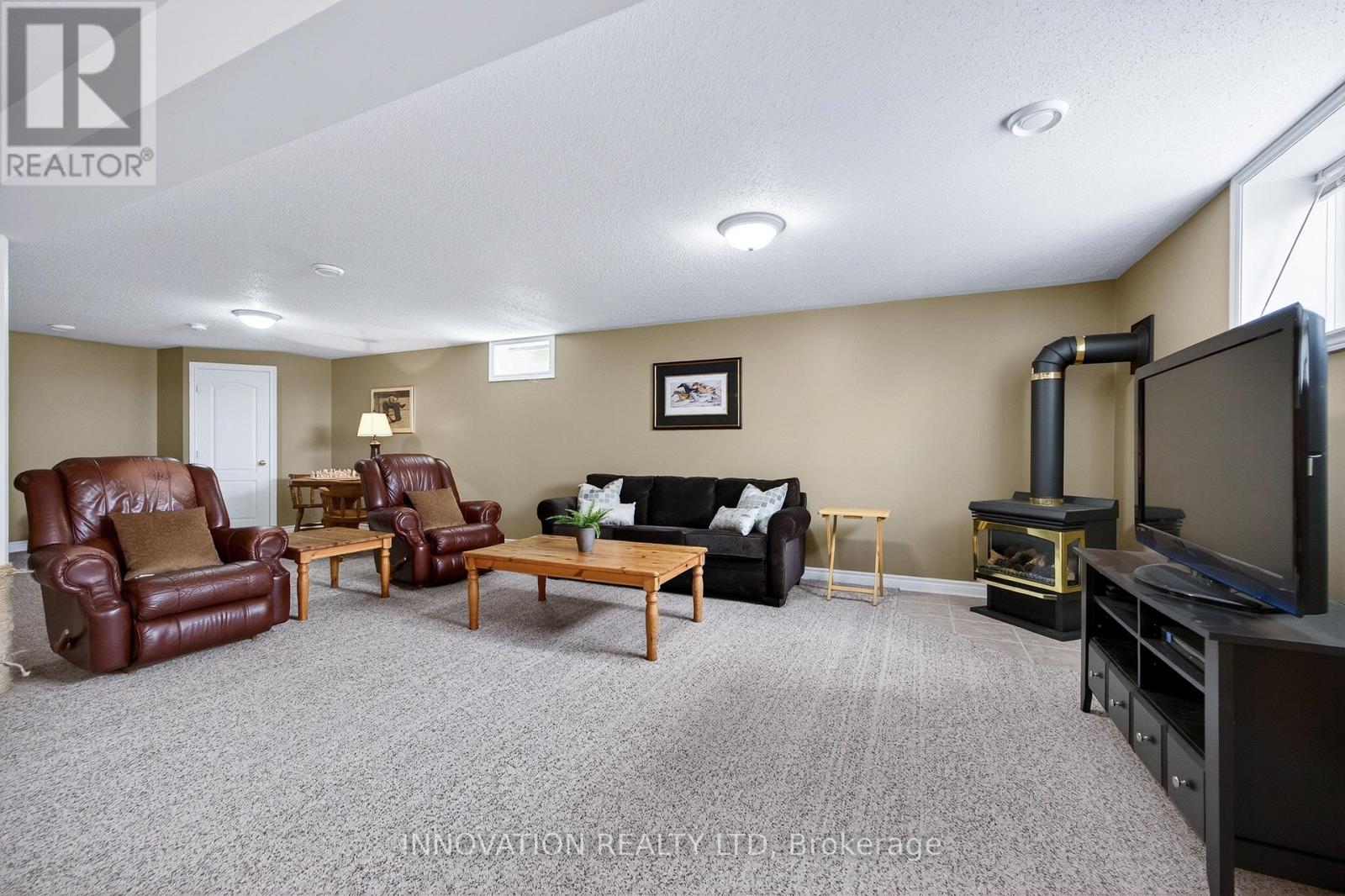95 COMBA DRIVE - 26