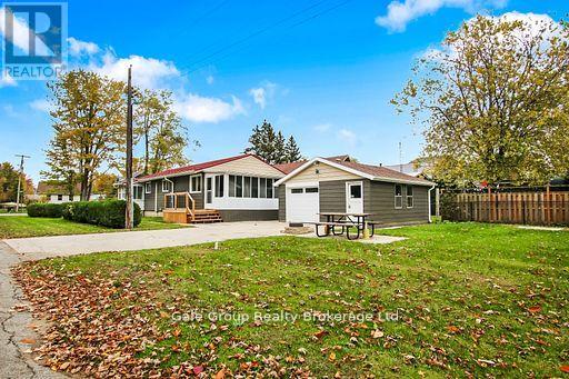 10 CLUBHOUSE ROAD - 4