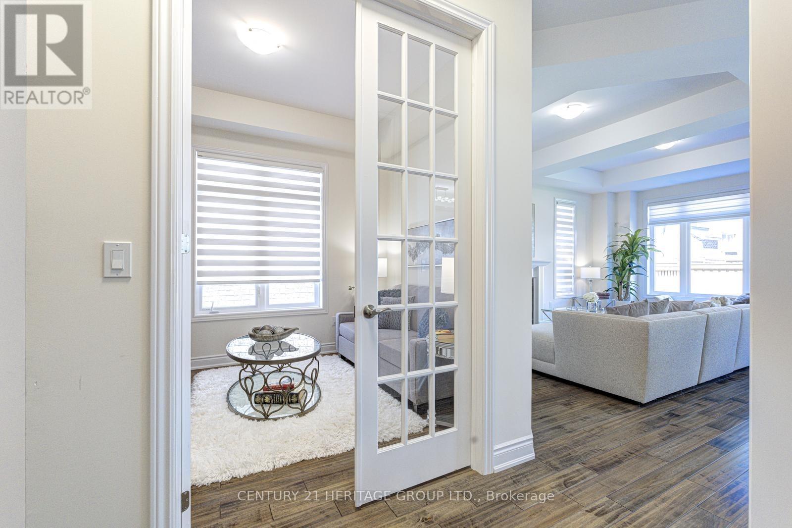 3457 POST ROAD — photo 8