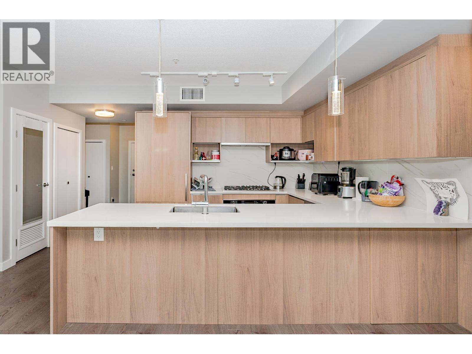 #330-9333 TOMICKI Avenue, Richmond