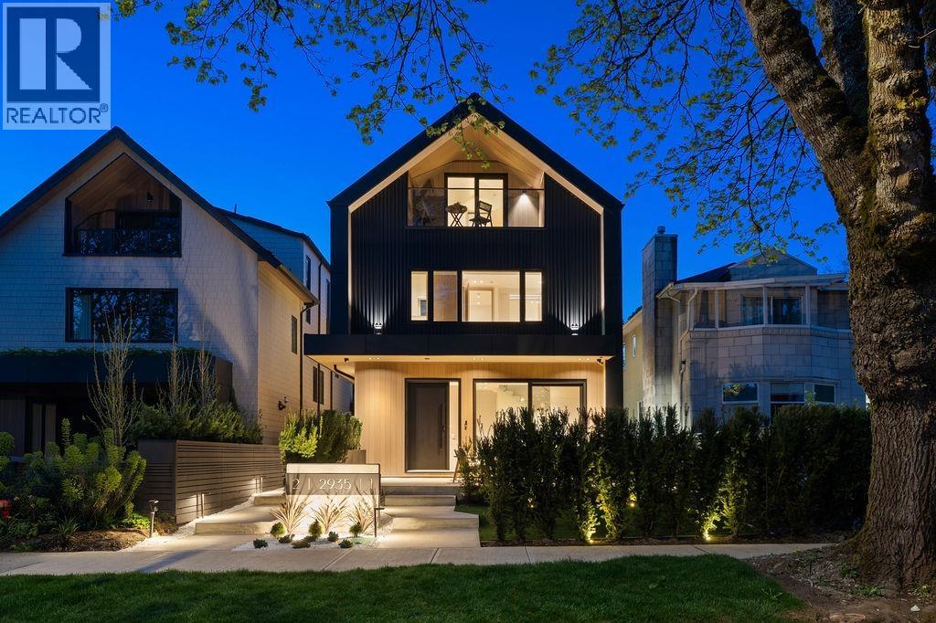 1 2935 W 15TH AVENUE